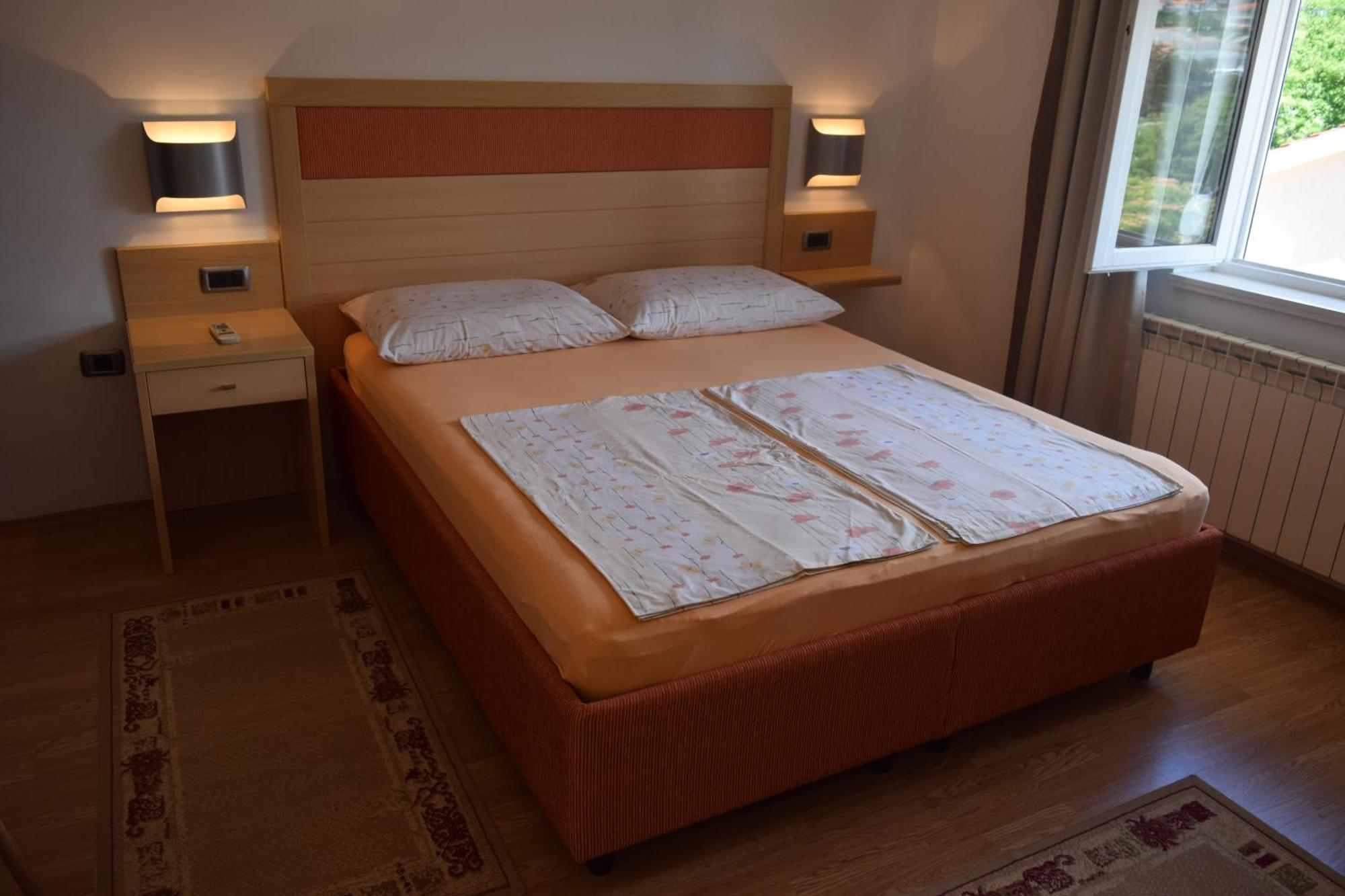 Apartments And Rooms By The Sea Barbat, Rab - 4973 Rab Town Exterior photo