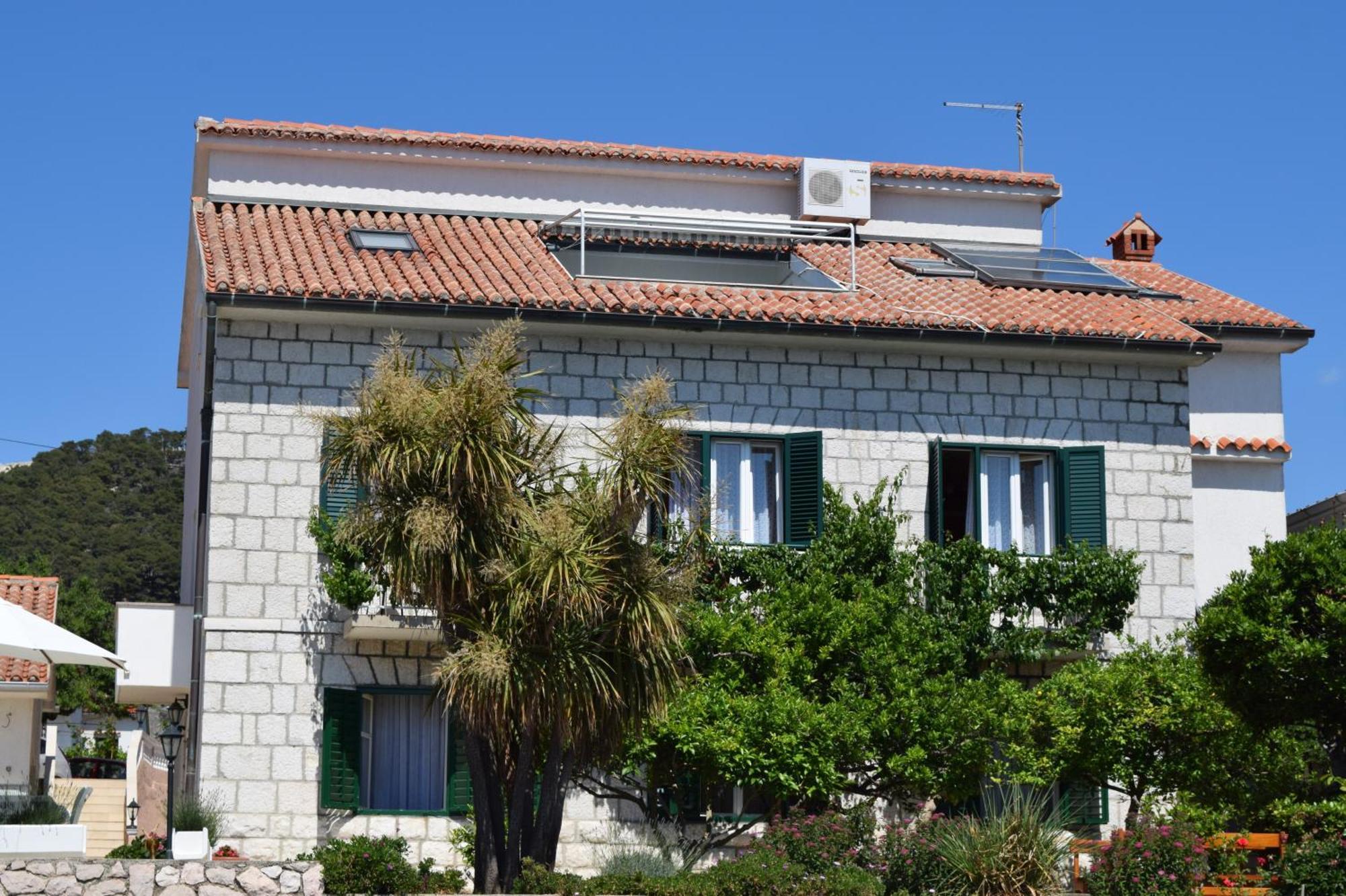 Apartments And Rooms By The Sea Barbat, Rab - 4973 Rab Town Exterior photo